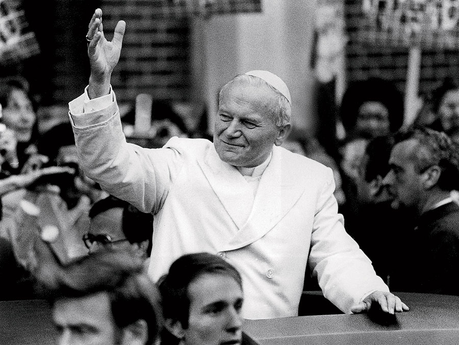 Pope John Paul II visits Chicago
