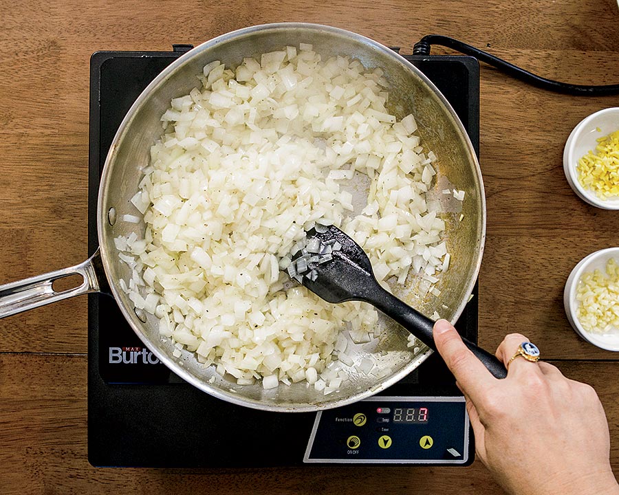 Caramelizing onions