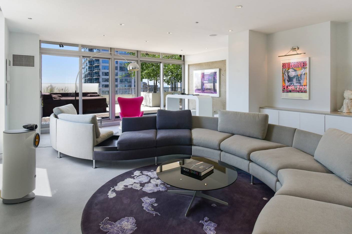 Picture of PENTHOUSE AND PREMIUM APARTMENTS - One River North