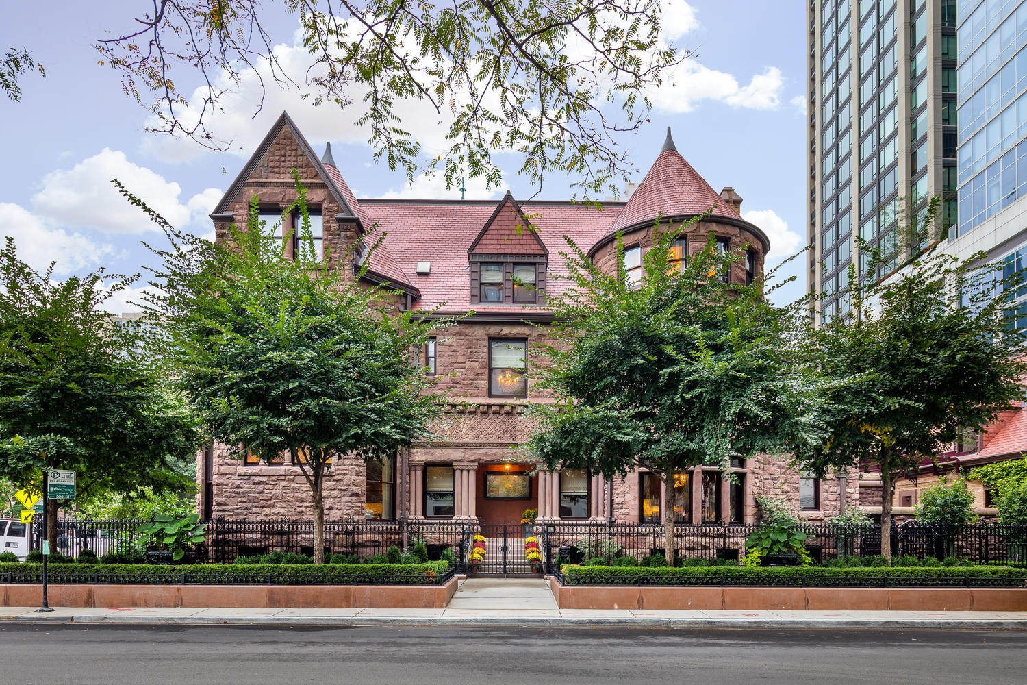 That Mansion on Dearborn Is for Sale &mdash; with a Brand New Interior