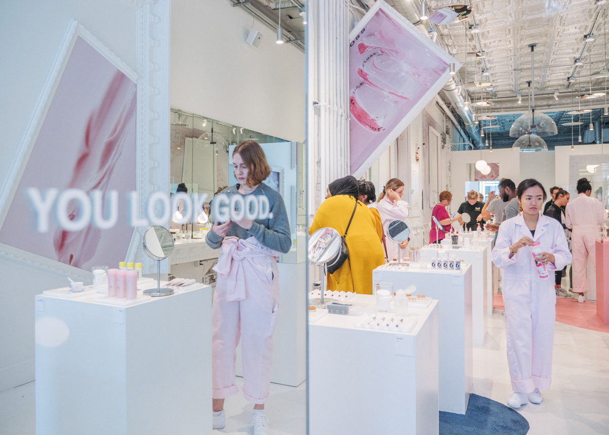 Glossier's Chicago PopUp Is More Soothing Than Skin Balm Chicago