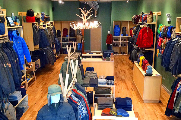 Fj llr ven Sells Cold Weather Adventure Gear in Wicker Park