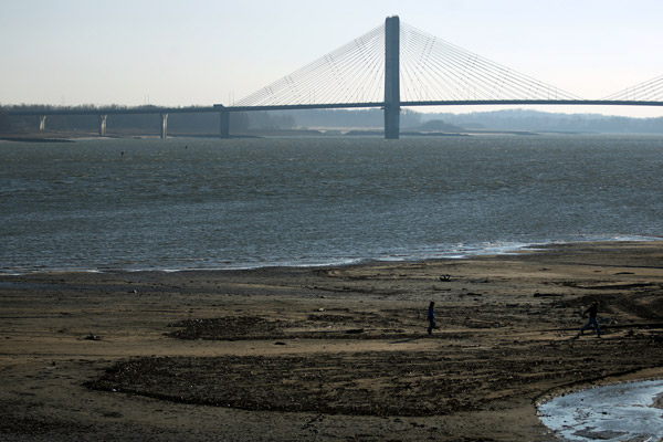 Mississippi River drought