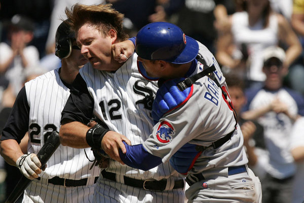 AJ Pierzynski fight Michael Barrett