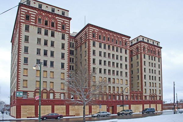 Hotel Guyon Chicago landmark