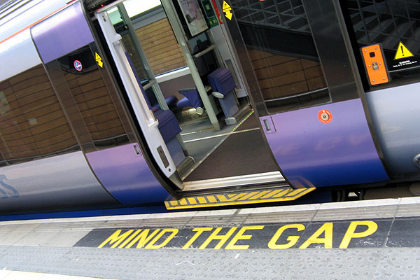 heathrow express mind the gap