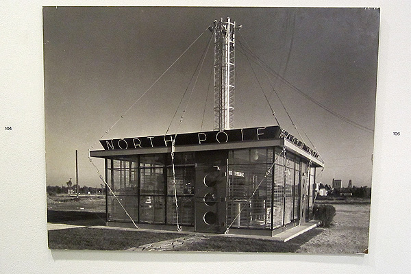 North pole ice cream shop bertrand goldberg