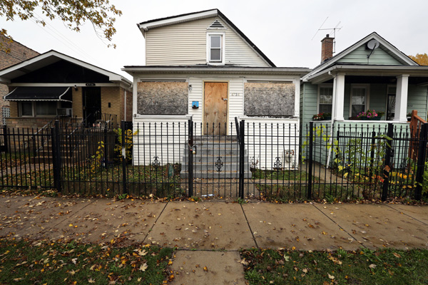 abandoned home chicago