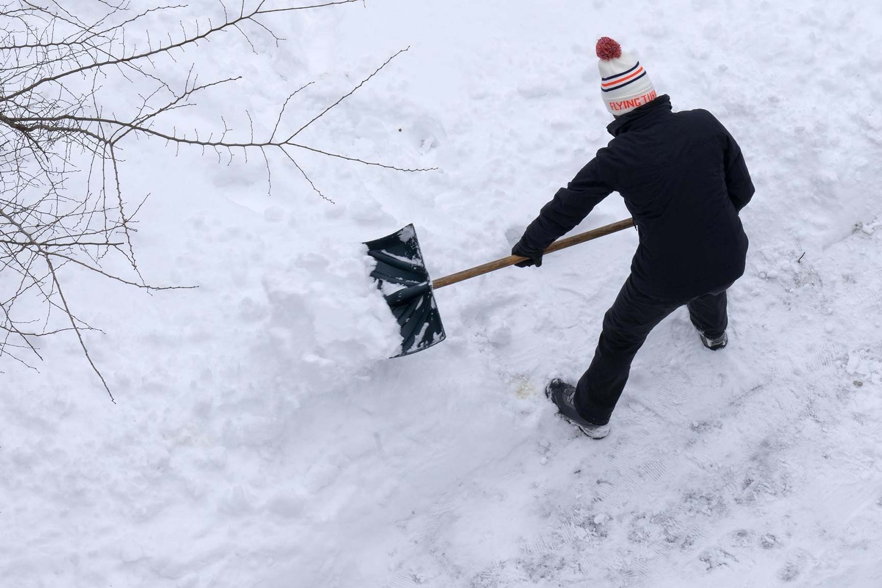Turn Snow Shoveling Into a Serious Workout Chicago Magazine