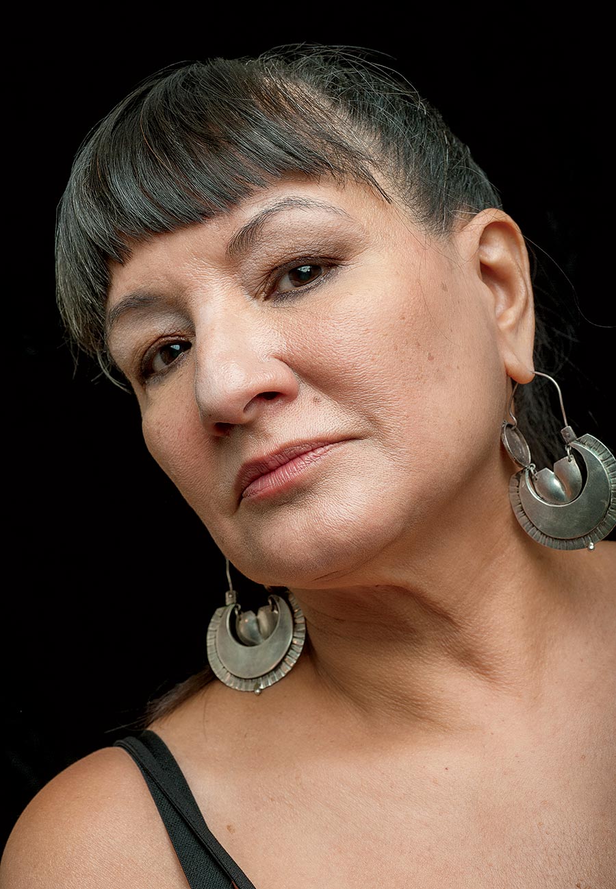 Sandra Cisneros