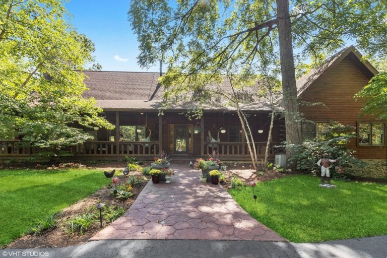 Five Log Cabins For Sale Chicago Magazine