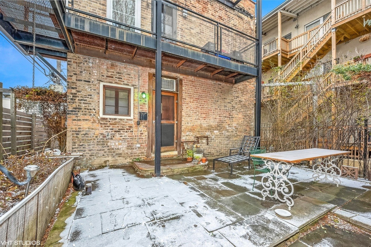 Five Coach Houses For Sale Chicago Magazine