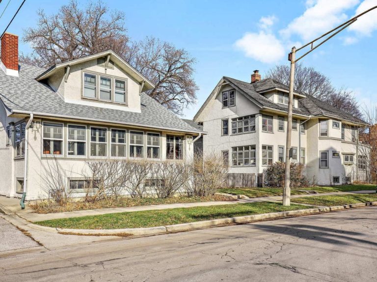 Five Coach Houses For Sale Chicago Magazine