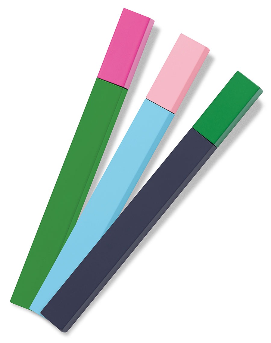 Tsubota Pearl’s lightweight stick lighters