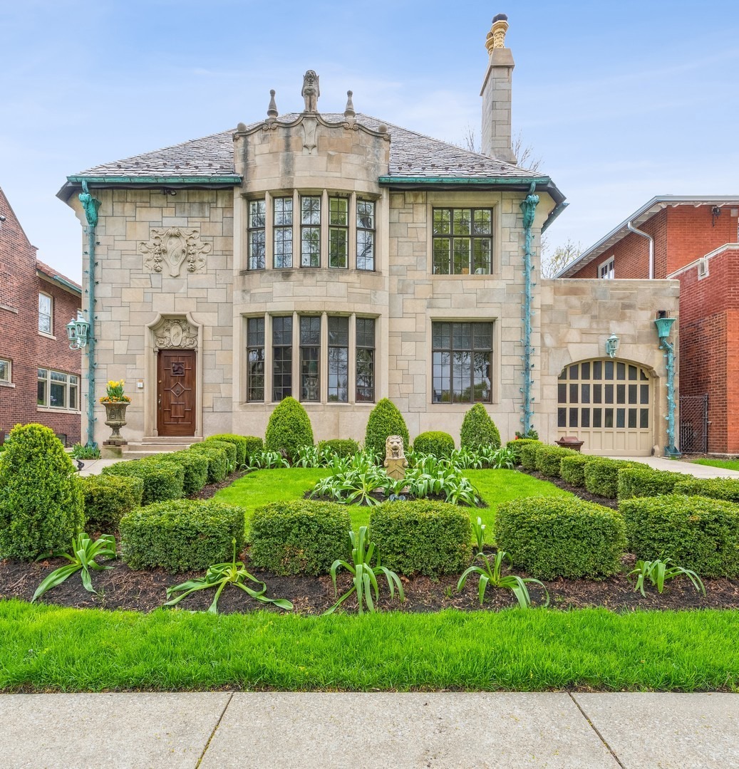 Handsome Historic Homes in Chicago For Sale Chicago Magazine