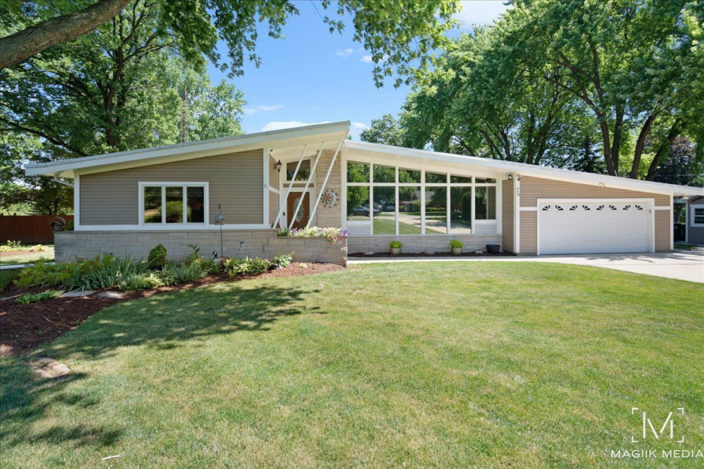 House of the Day #81: 9032 S. Chappel, This mid-century hou…