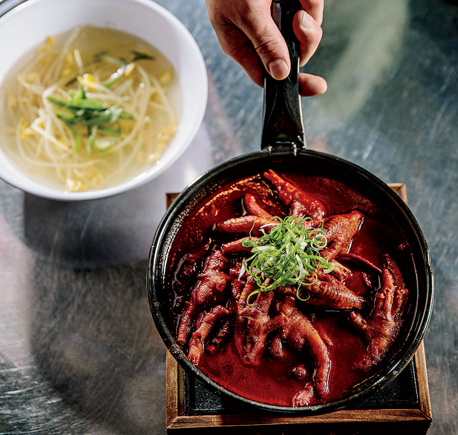 Chicken feet in chile paste