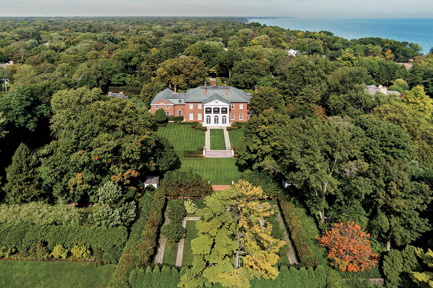 An aerial photo of the Lake Forest estate
