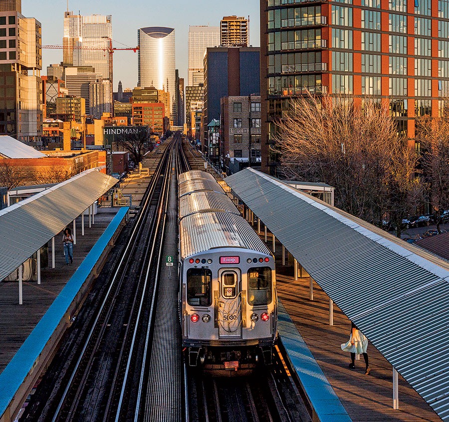 A Loop-bound 'L' train pulling into a station.