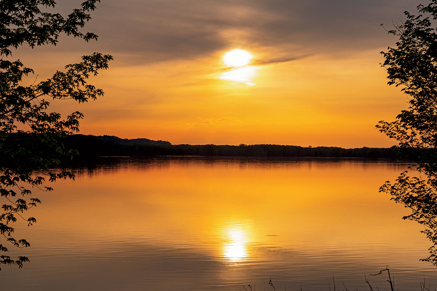 Sunset over the Mississippi River near Savanna