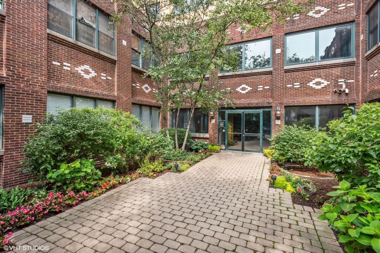 Five Lofts for Sale in Lincoln Park Chicago Magazine