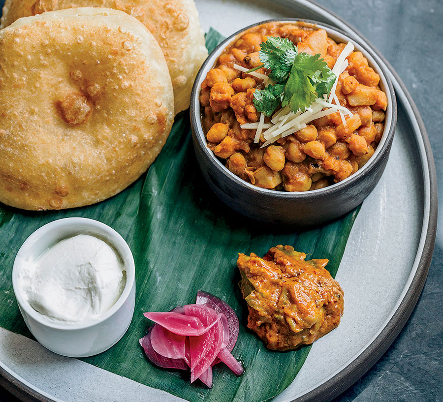 Aloo chole at The Lobby