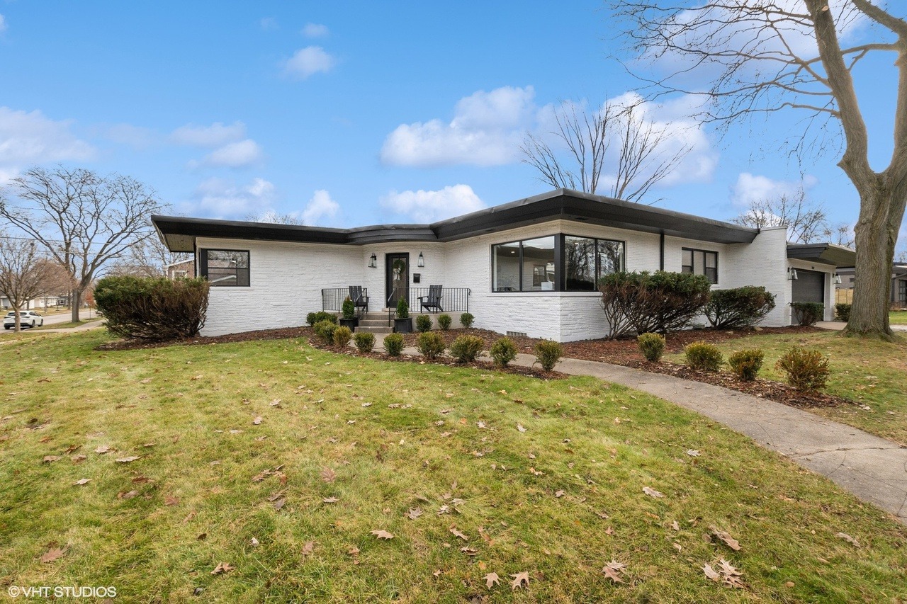 Five SplitLevels and Ranches For Sale Chicago Magazine