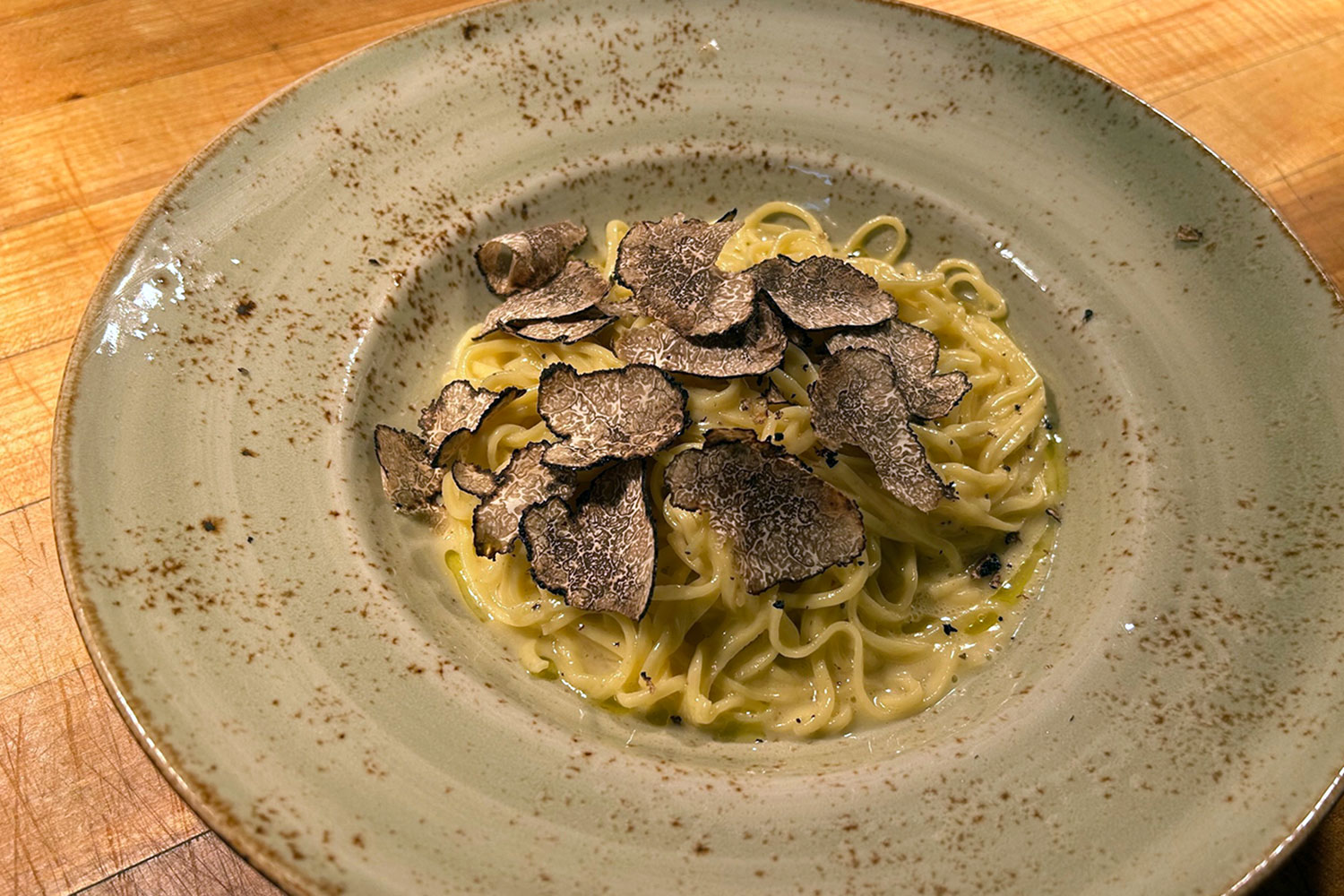 White truffles on pasta