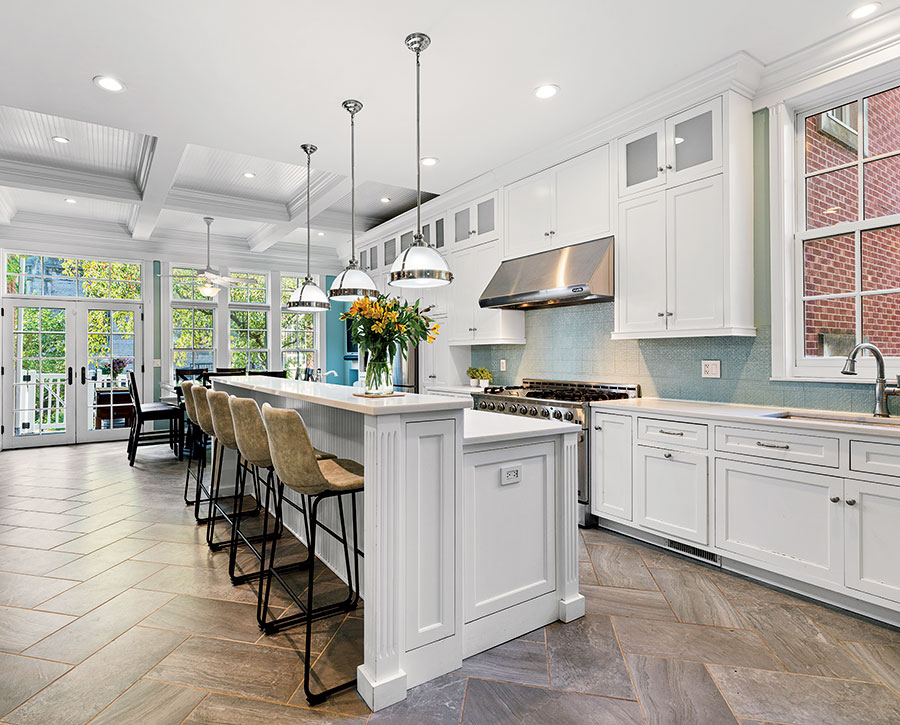 The kitchen in the former Hilton house at 5638 South Woodlawn Avenue