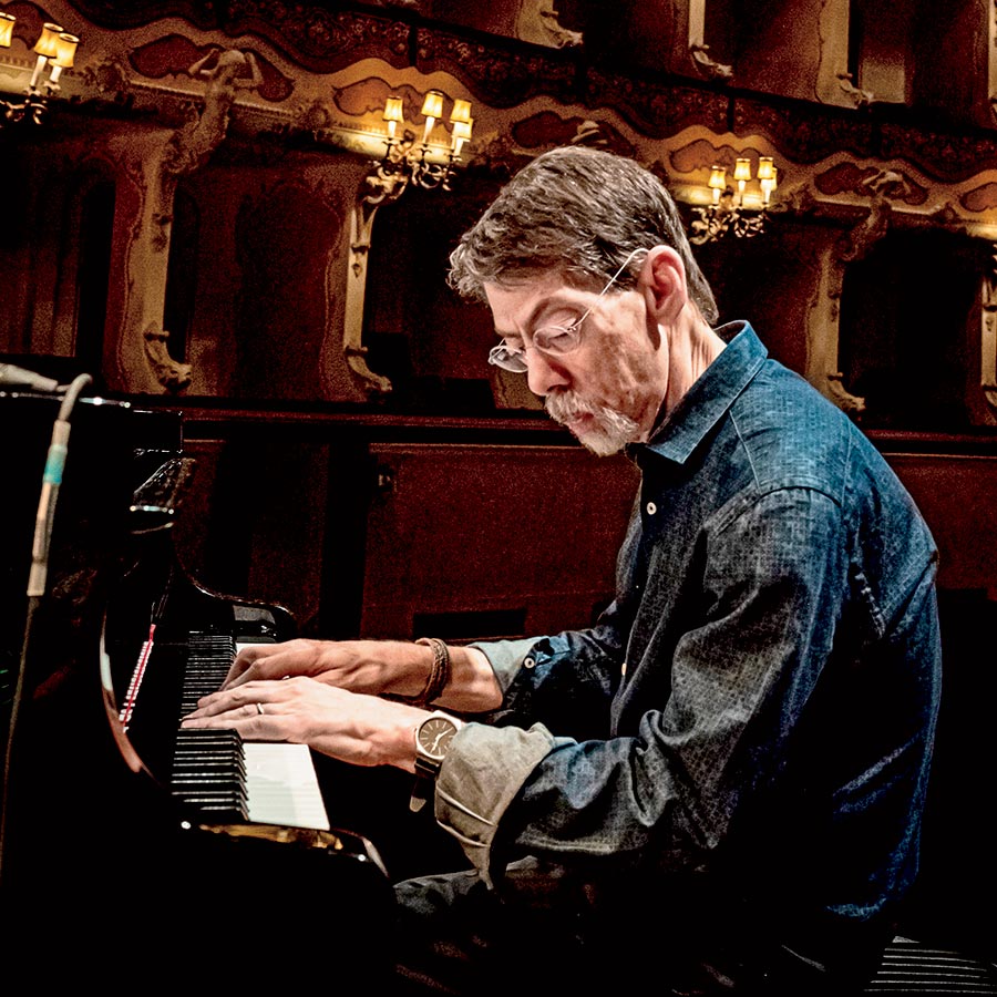 Fred Hersch playing the piano