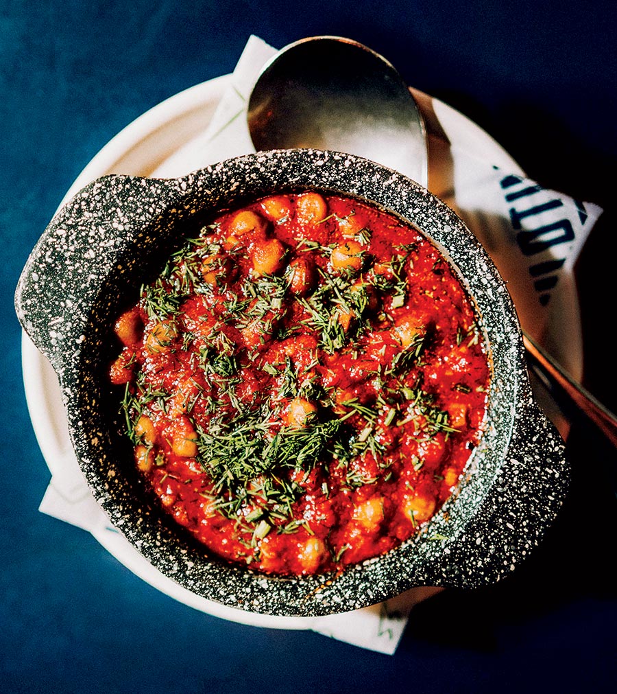 Andros Taverna’s Pea Latheros